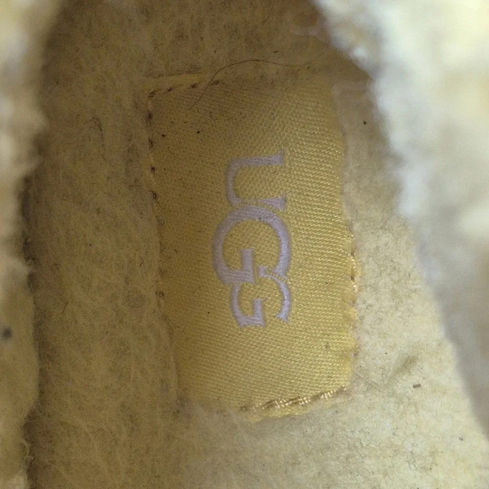 UGG Neumel Mens 12 Yellow Suede Chukka Ankle Boots Wool Lined 1094269